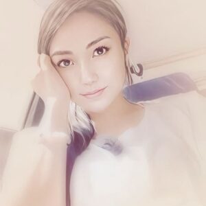義達祐未のカップや結婚は？美脚画像が話題に？